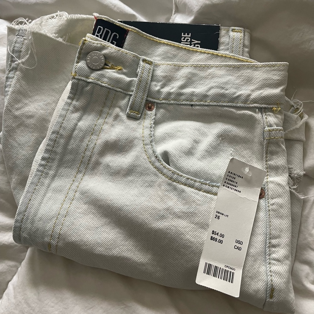 NWT Urban Outfitters High Rise Baggy Jean Shorts